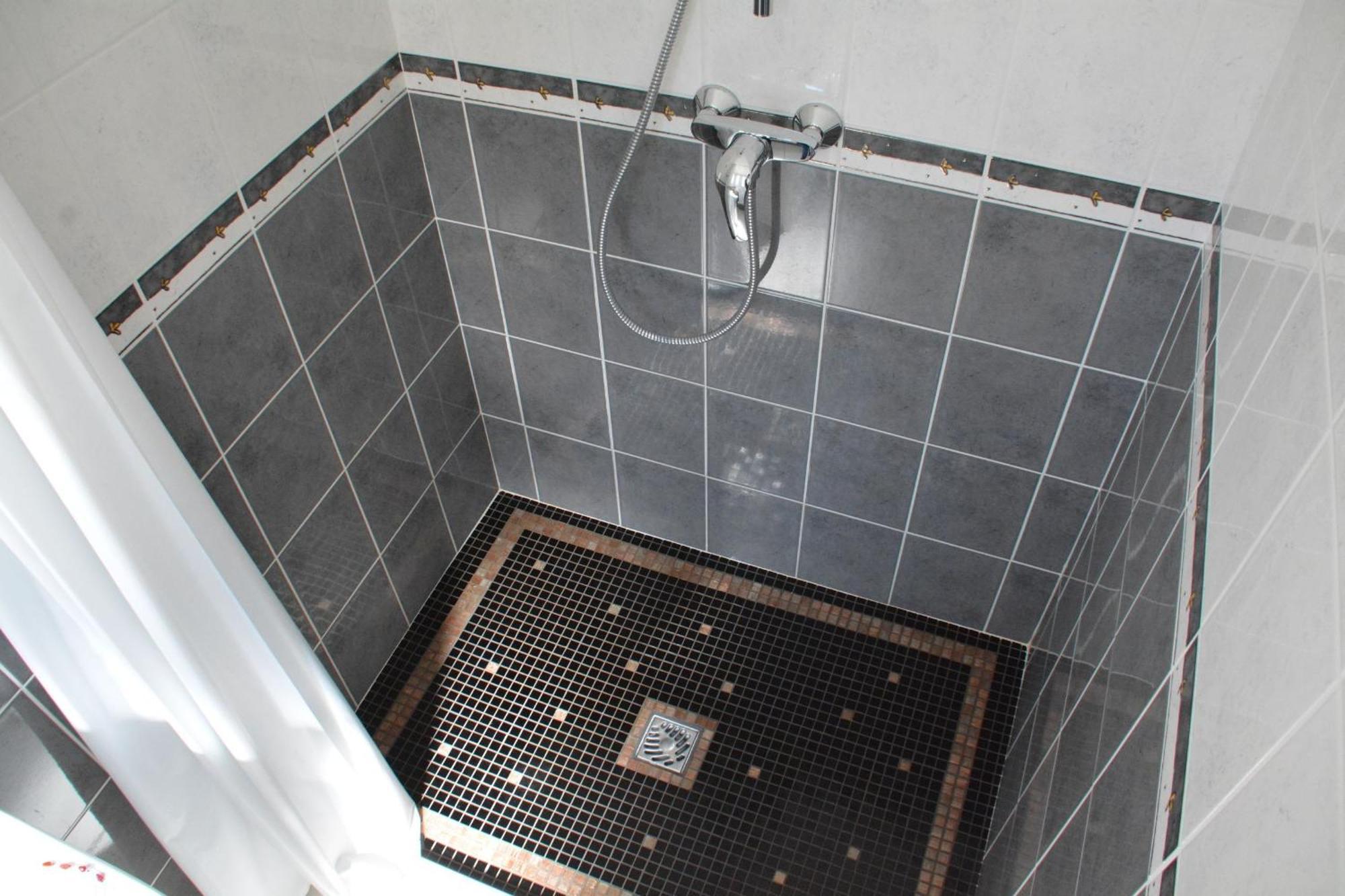 Hotel de France Saint-Geniez-dʼOlt Kamer foto