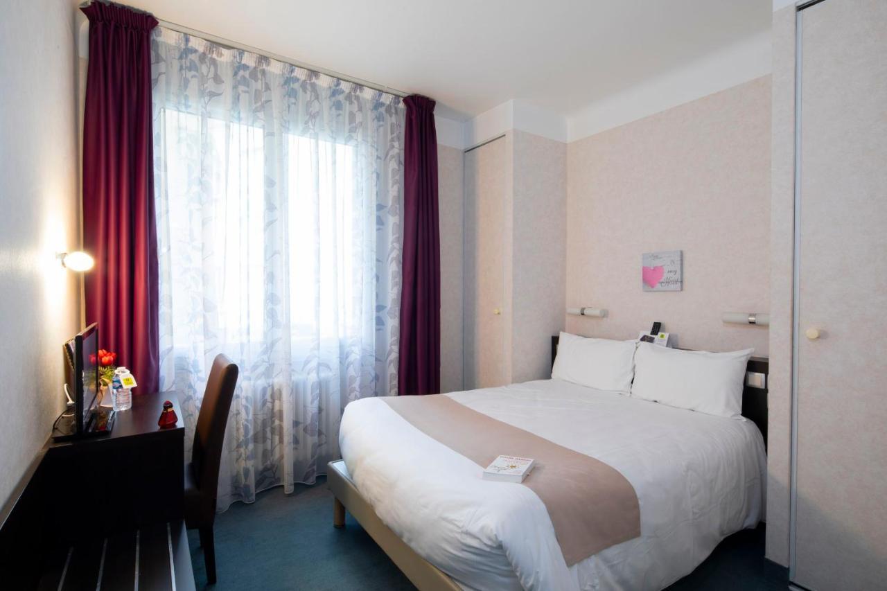 Hotel de France Saint-Geniez-dʼOlt Buitenkant foto