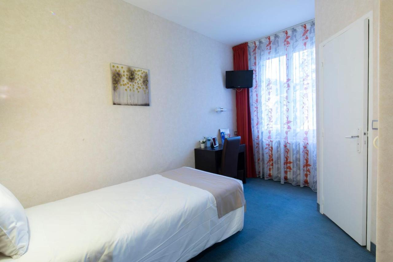 Hotel de France Saint-Geniez-dʼOlt Buitenkant foto